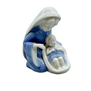 Vintage Lefton Mary & Baby Jesus Nativity Figurine Japan Blue White Porcelain 4"